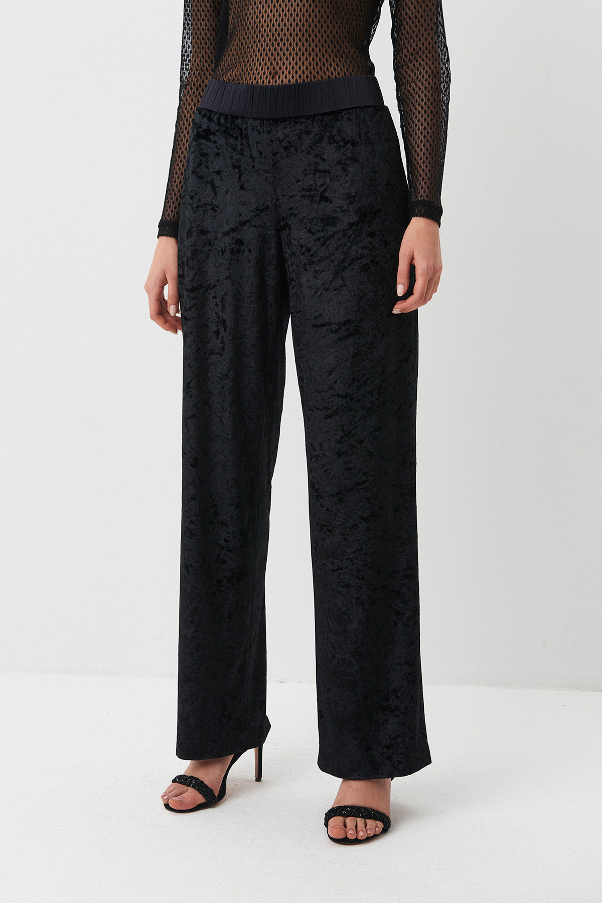 Брюки "Ночная гостья"
Брюки "Ночная гостья"