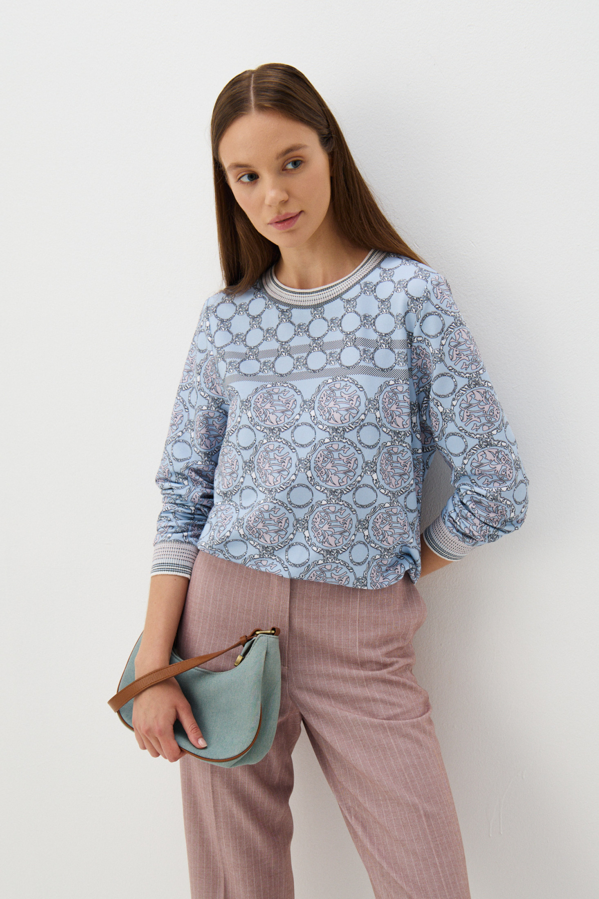 Свитшот "Императорский мотив"
Свитшот "Императорский мотив"