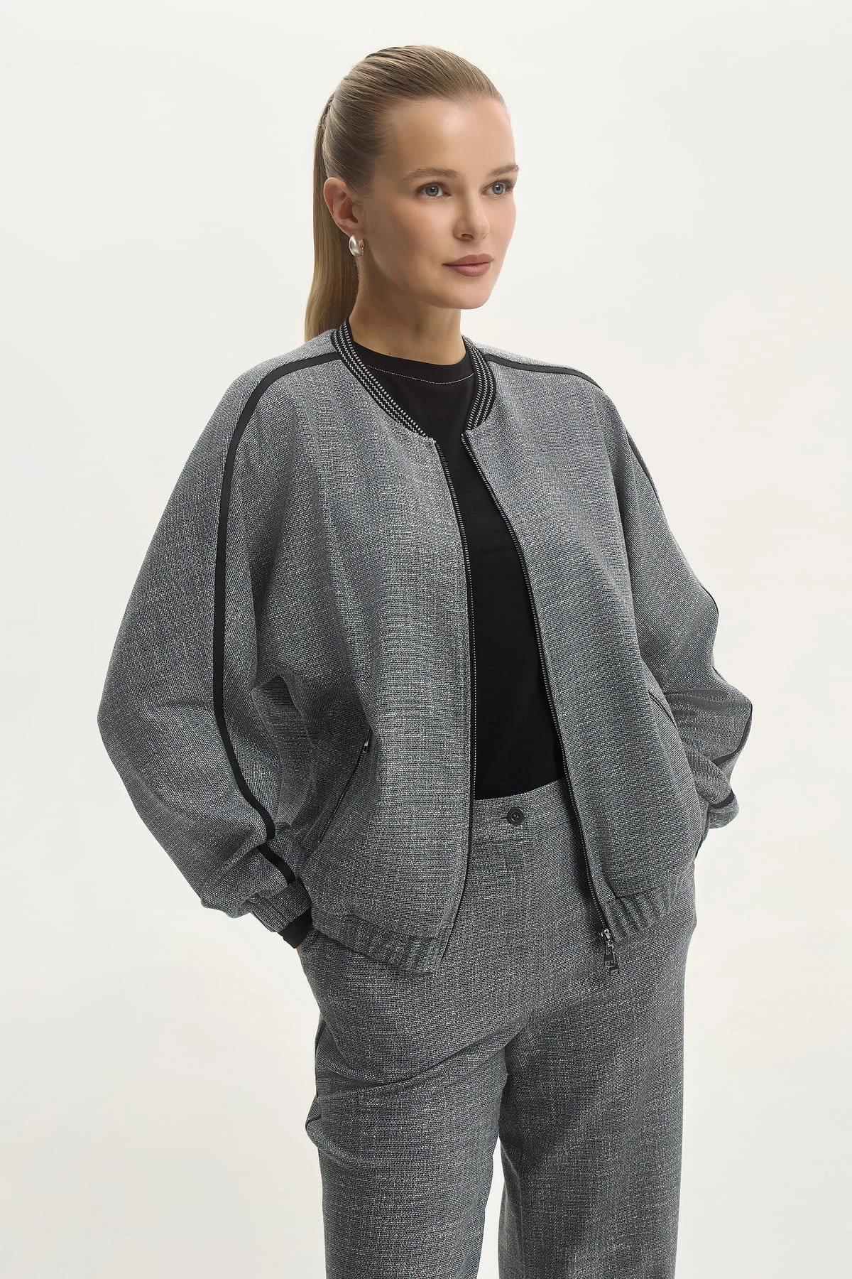 Бомбер "Серебряная даль" 2