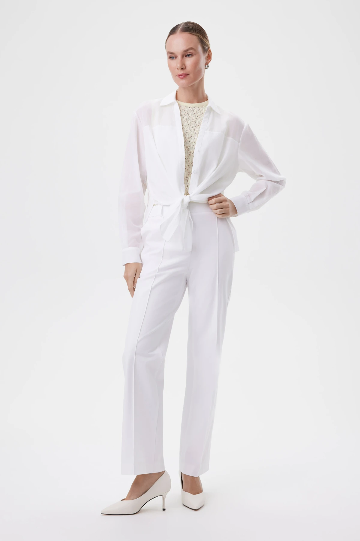 Брюки белые 1