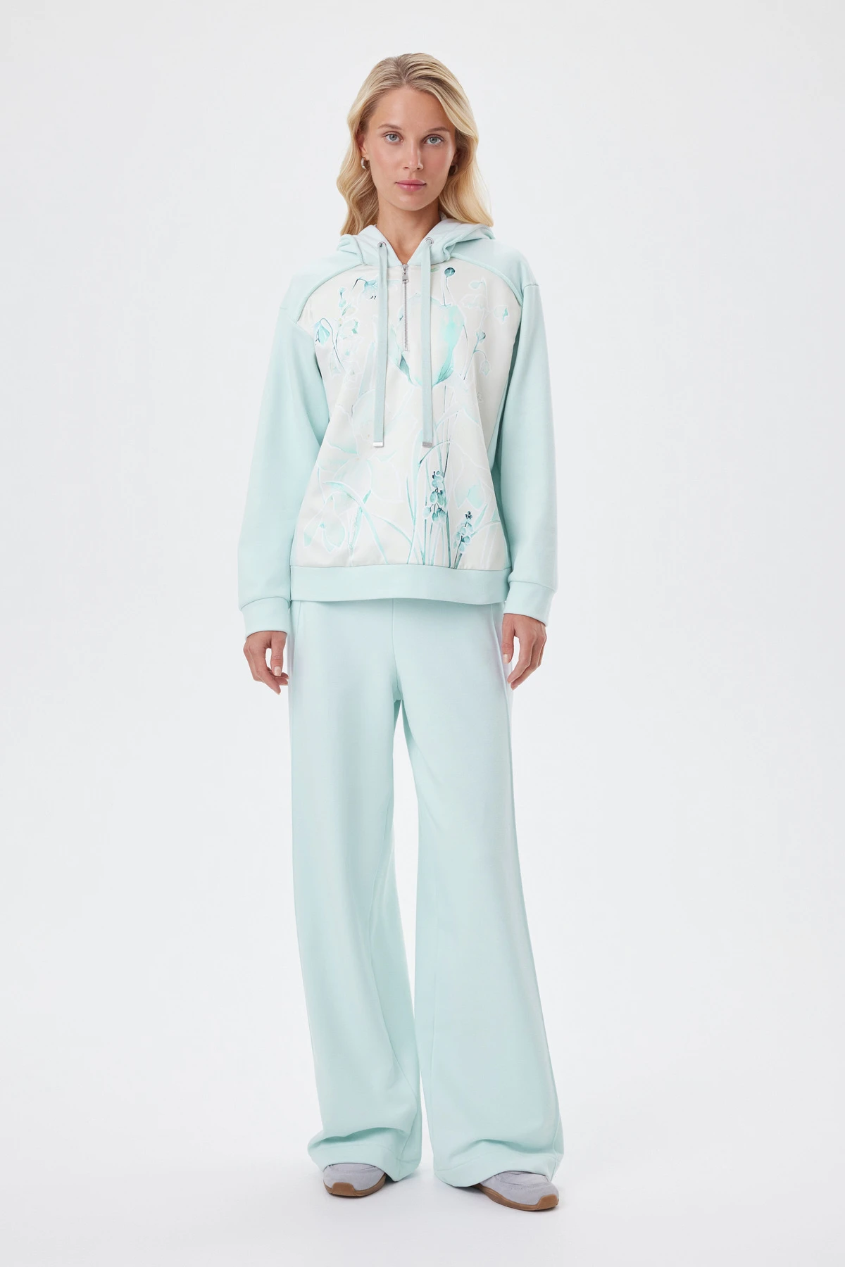 Худи «Первоцветы» 7