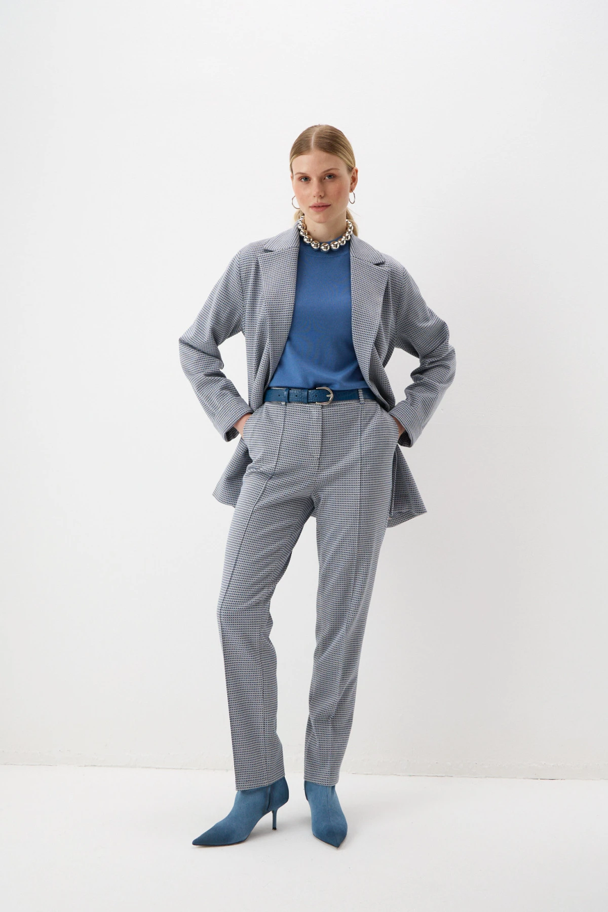 Джемпер синий 4