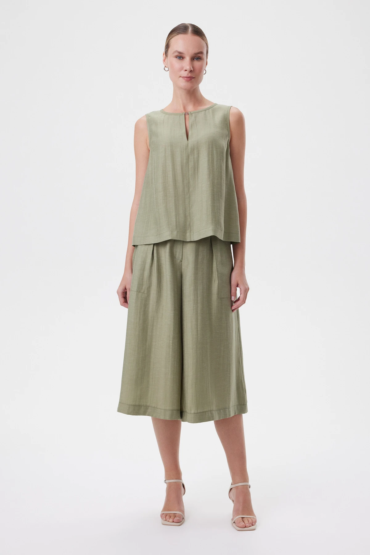 Топ "Олива" 1