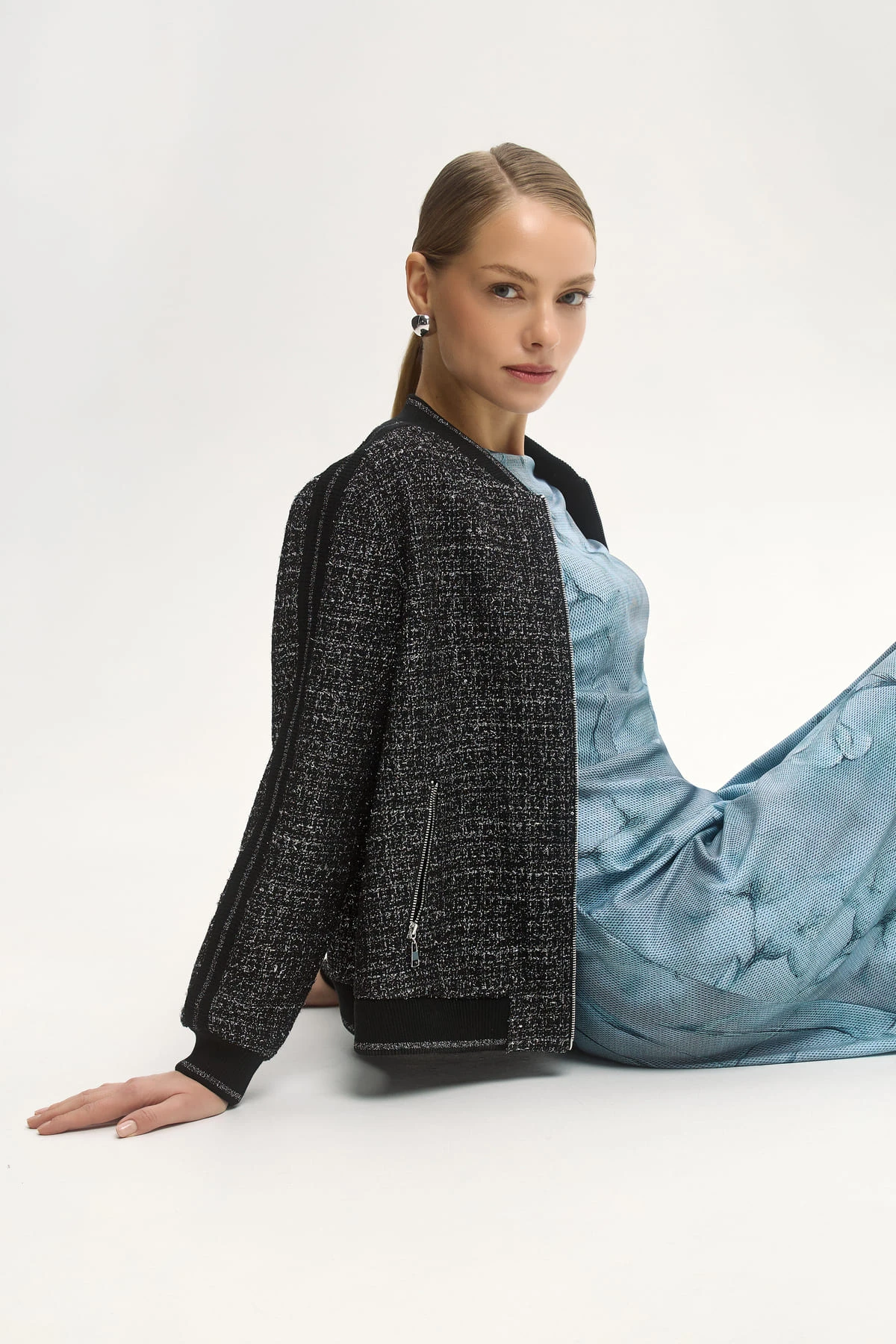 Бомбер "Эхо вселенной" 4