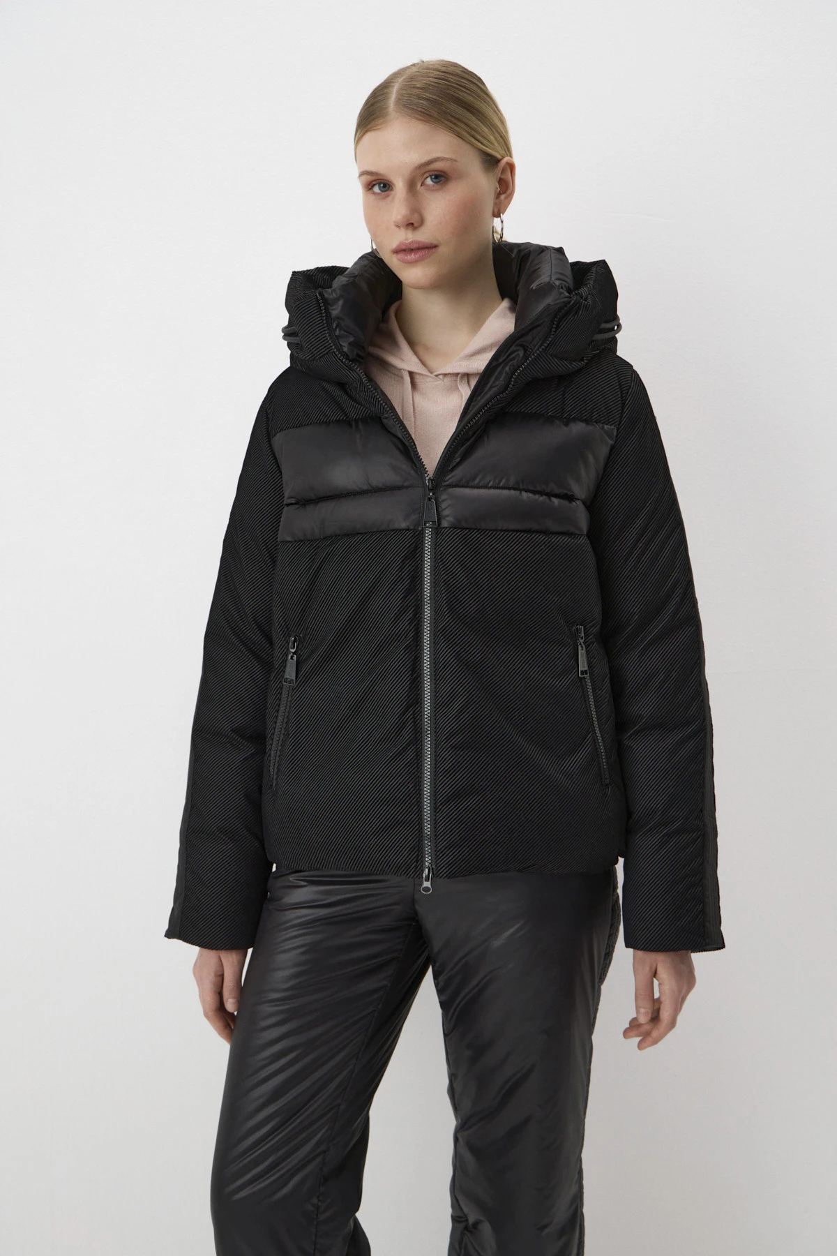 Куртка "Гармония контрастов" 6