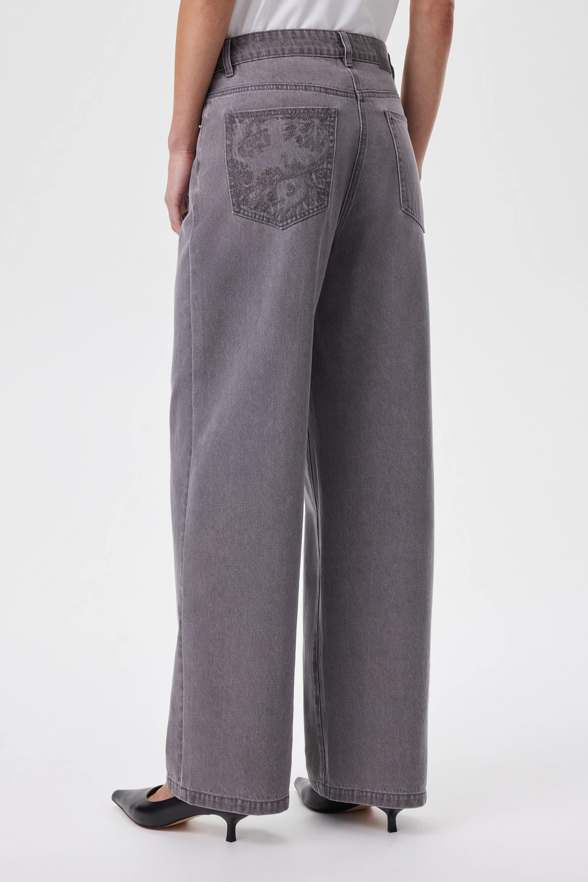 Брюки джинсовые серые 4