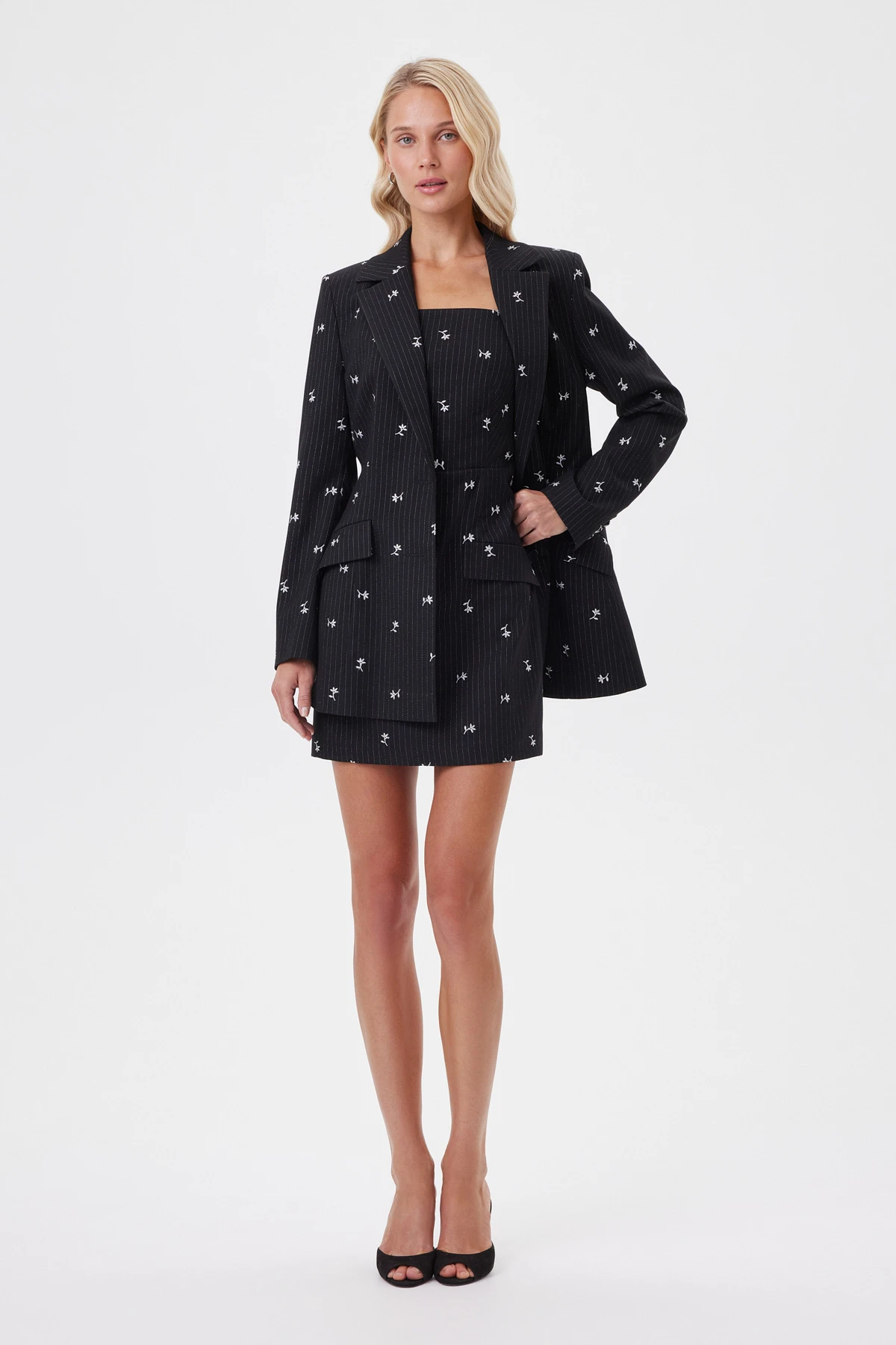 Платье прямое «Тёплые ночи» 1