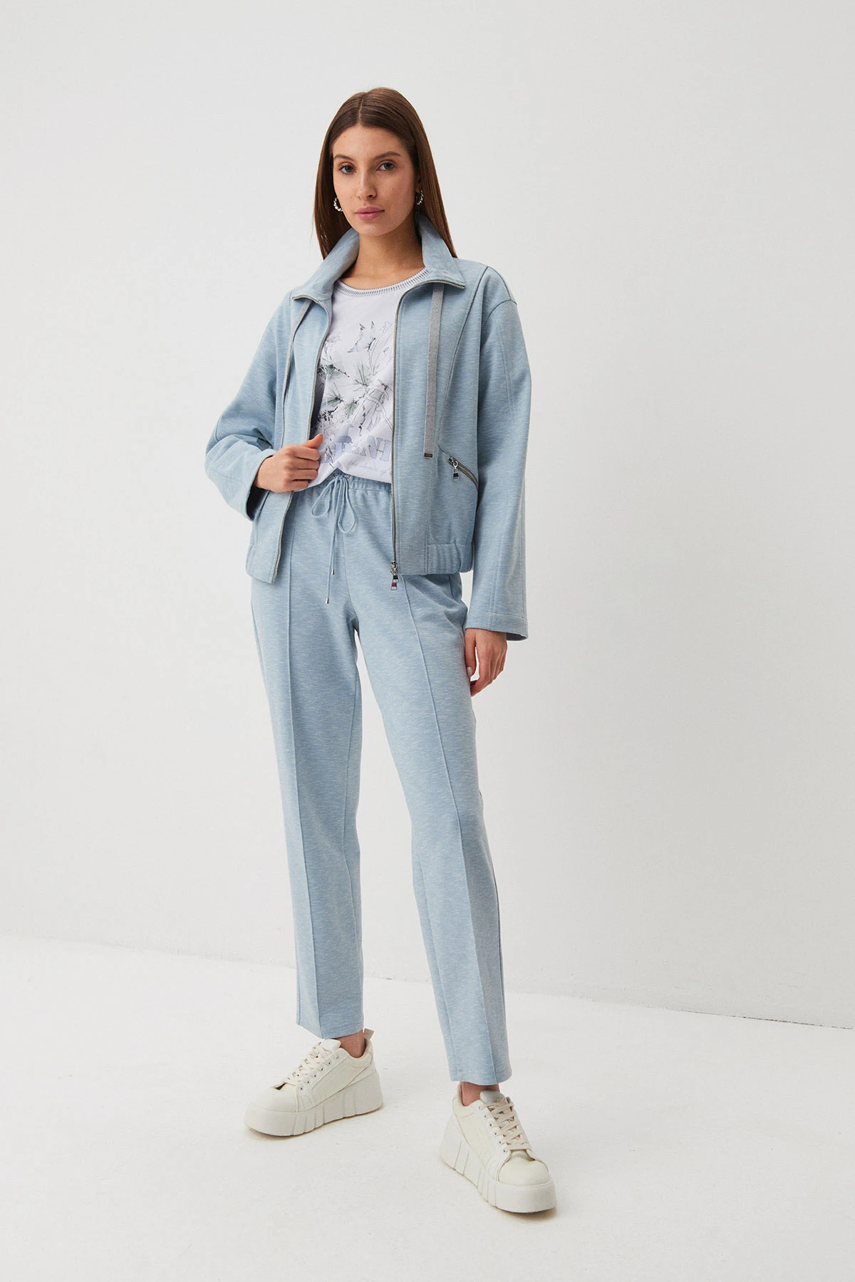 Бомбер "Небесный иней" 4