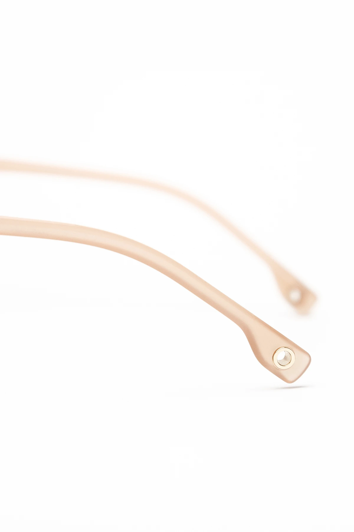 Очки бежевые квадратные с футляром 2