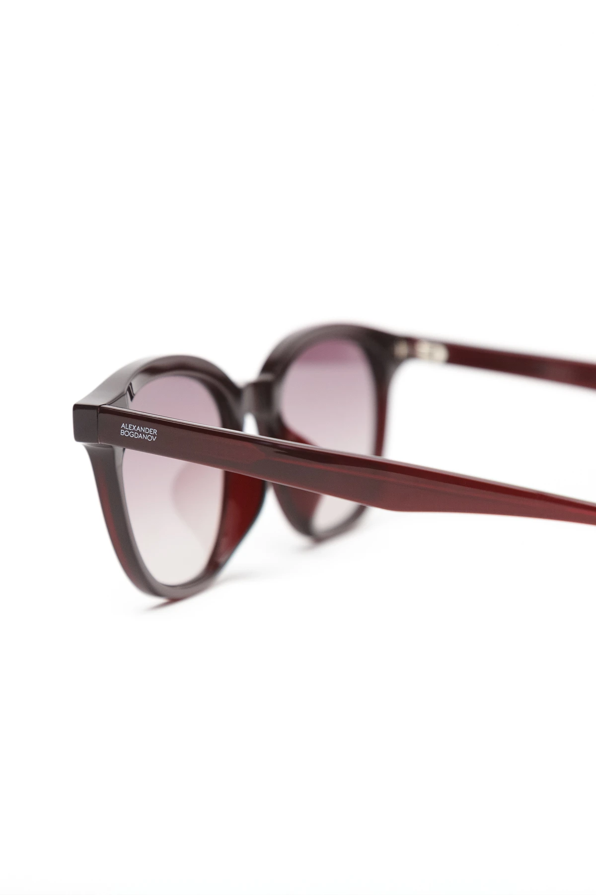 Очки бордо овальные с футляром 3