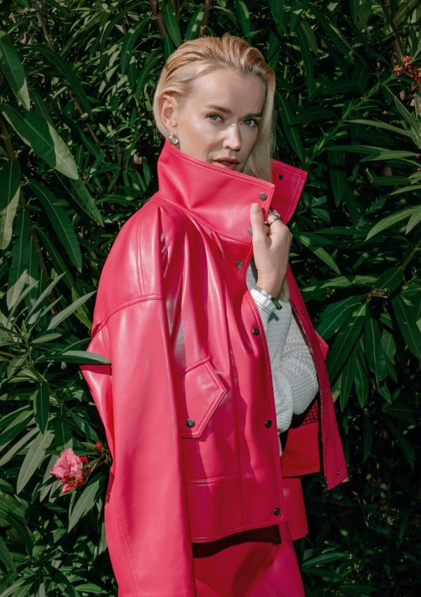 Куртка розовая "Семейные ценности"