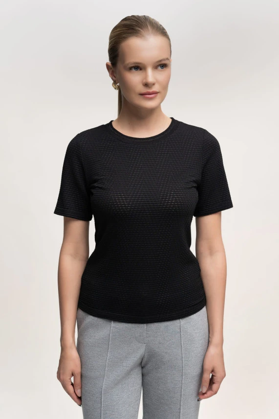 Футболка черная