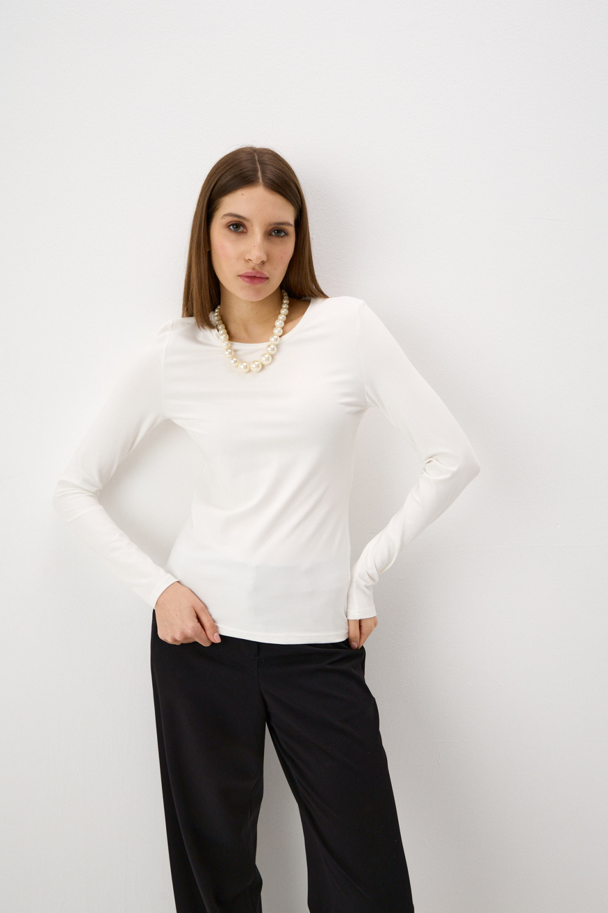 

Лонгслив молочный