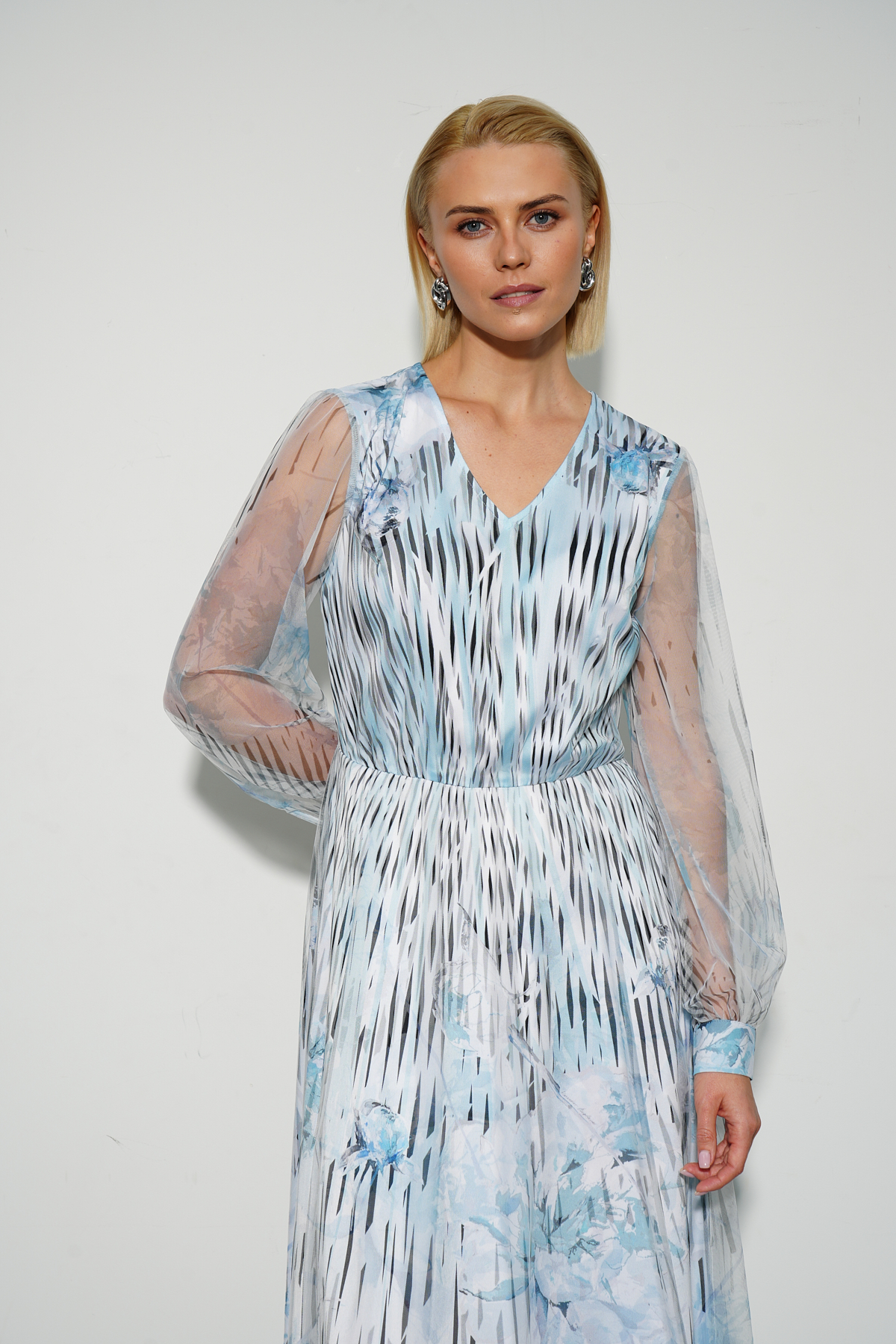 

Платье "Небесная лагуна"