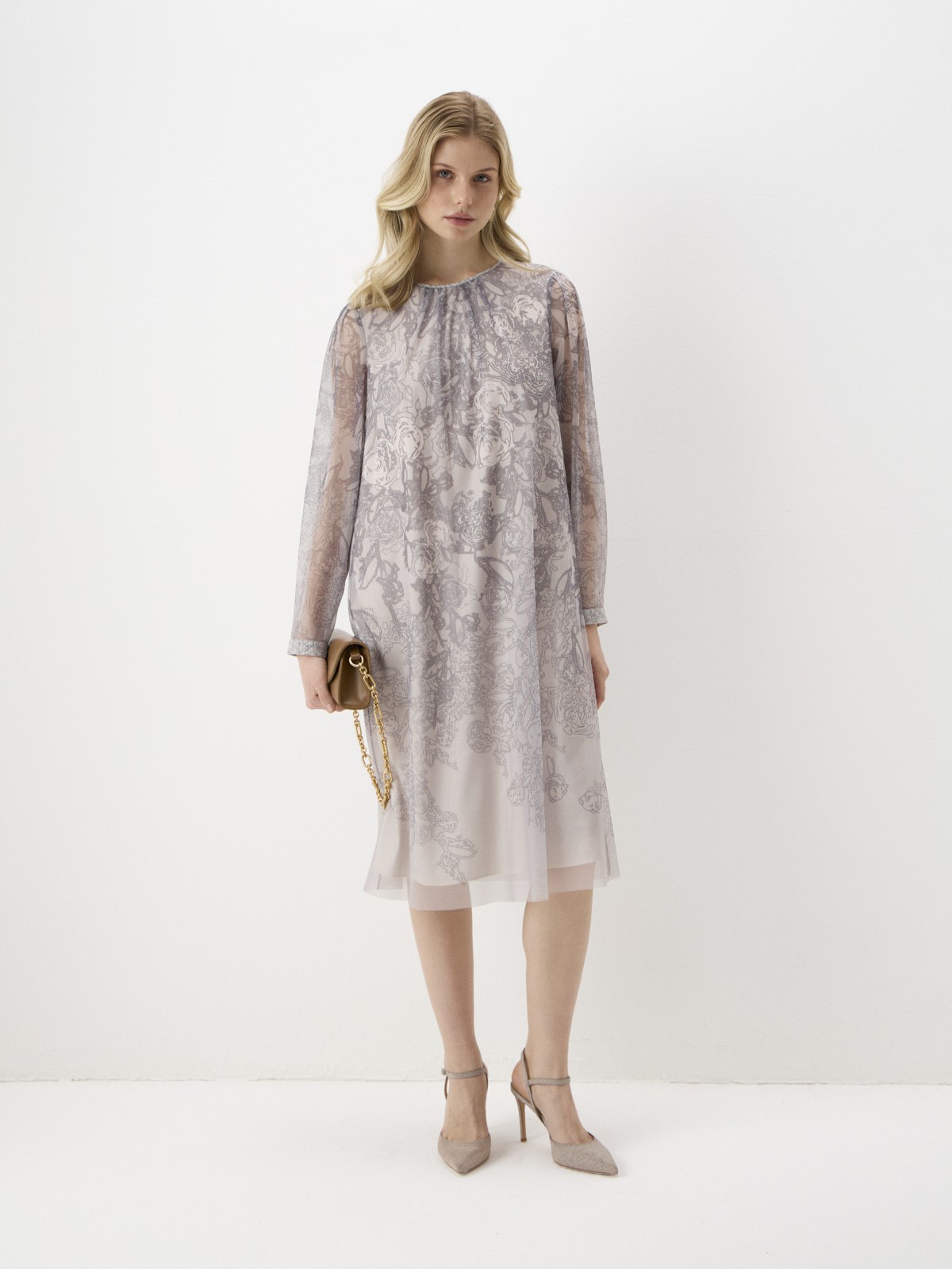 

Платье "Созвездие Невы"