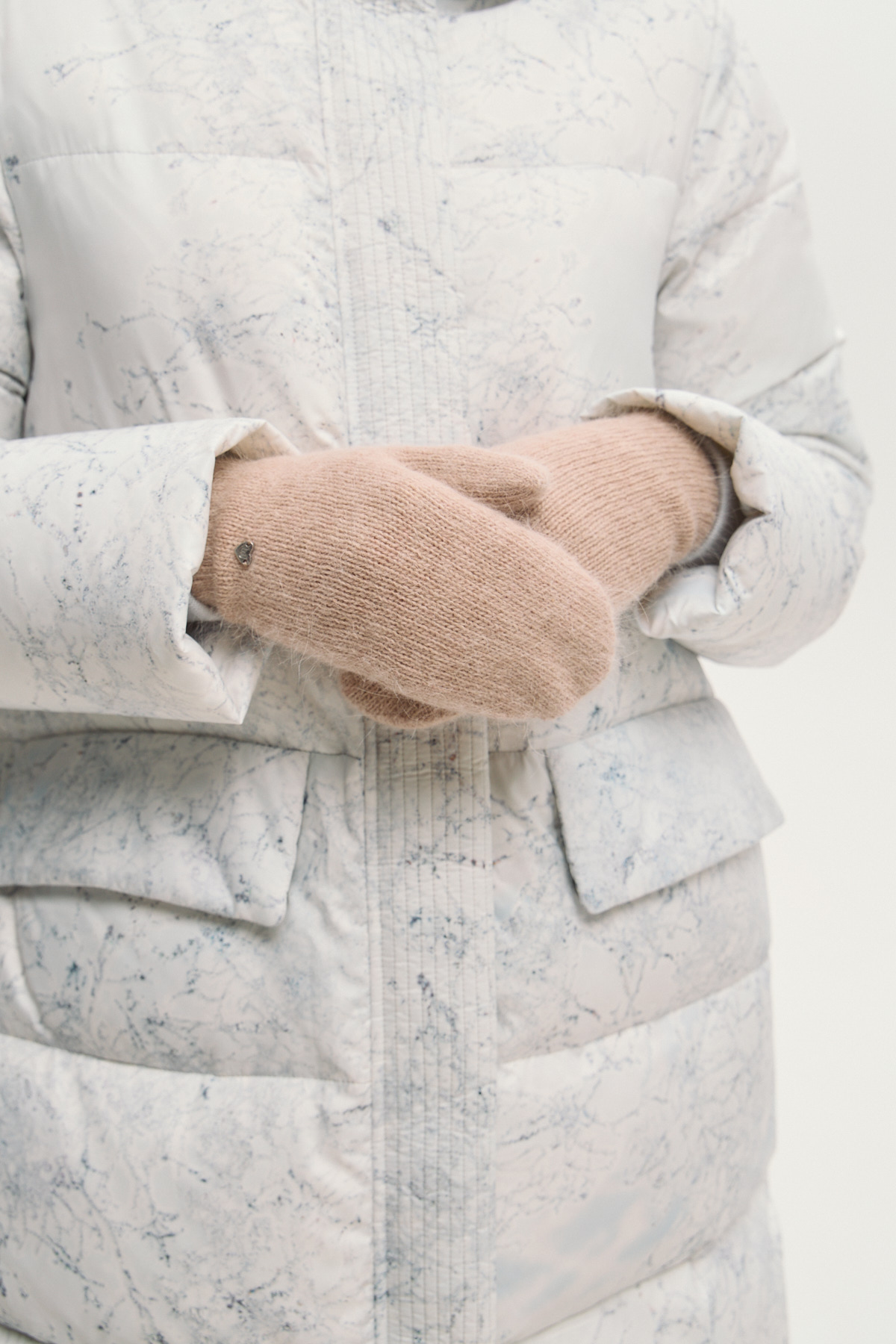 

Варежки "Амбра"