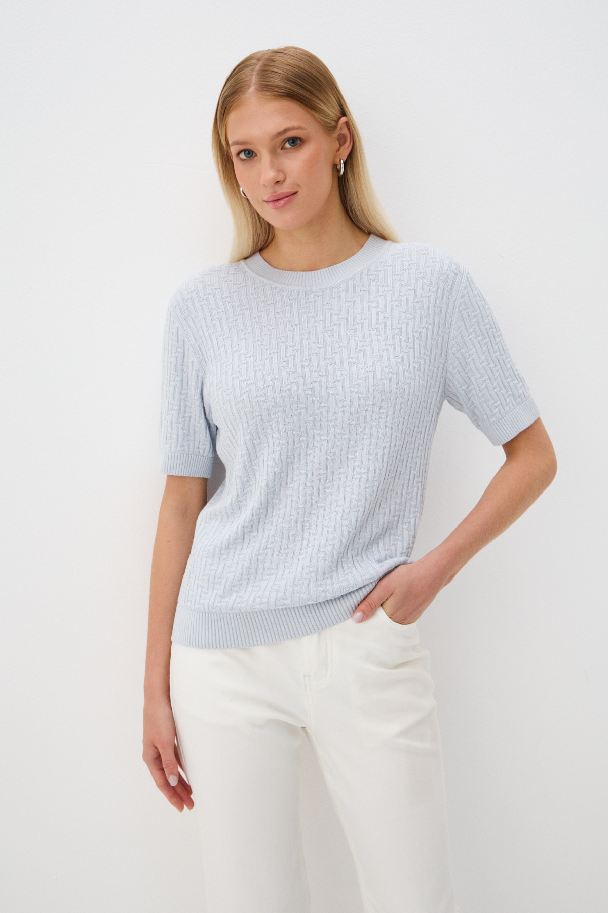 

Джемпер вязаный "Поэзия улиц" голубой