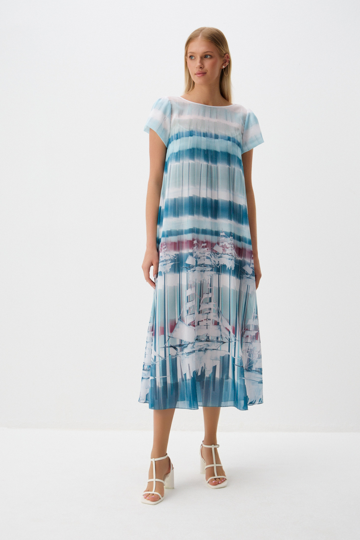 

Платье "Новые горизонты"