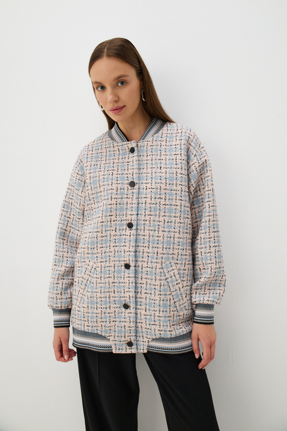 

Бомбер "Поэзия улиц"