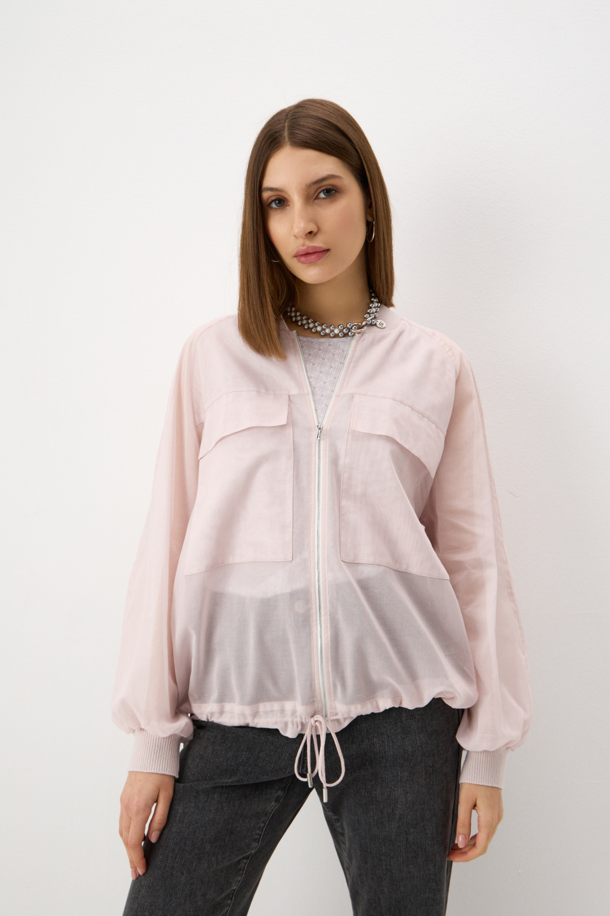 

Бомбер пудровый