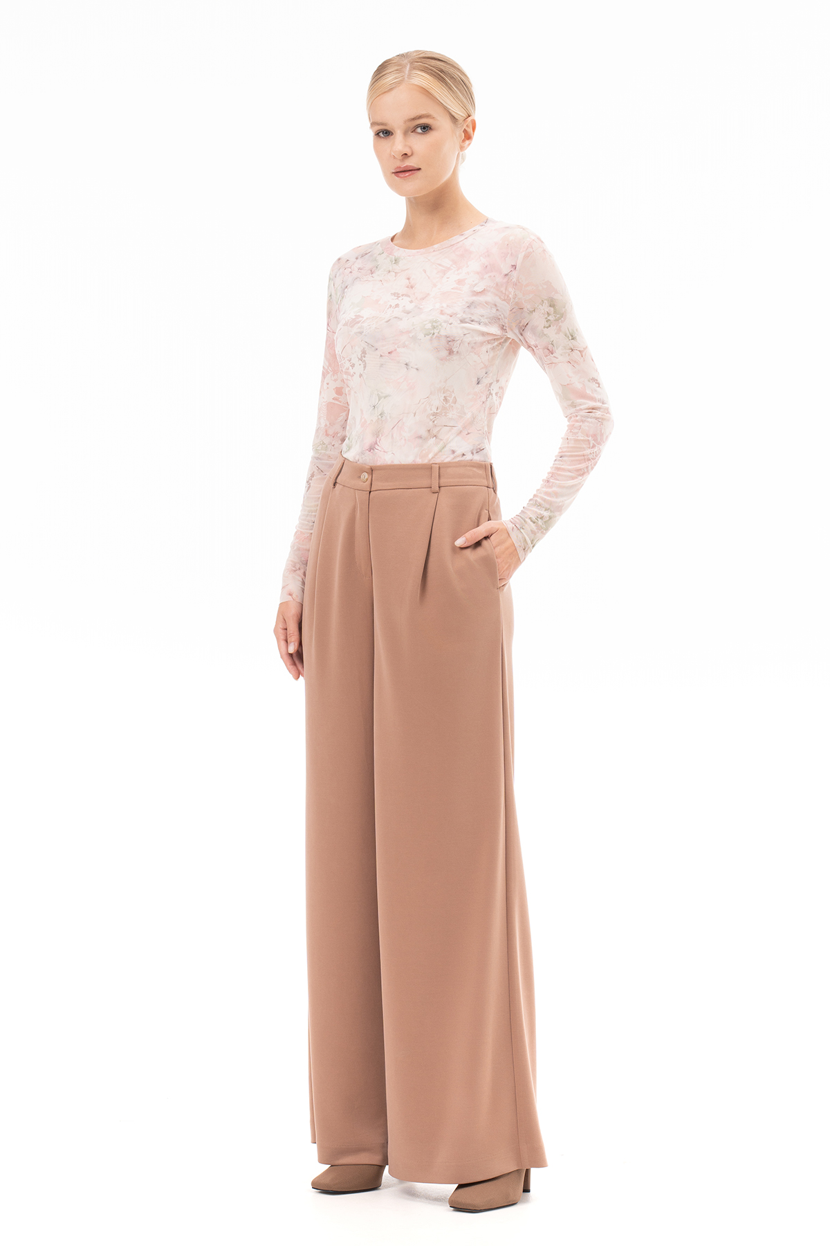 

Брюки широкие кофейные