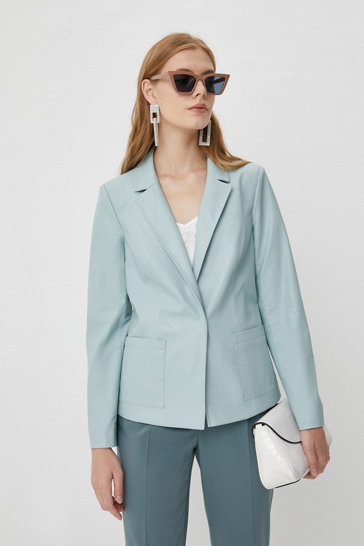 

Жакет "Речной туман"