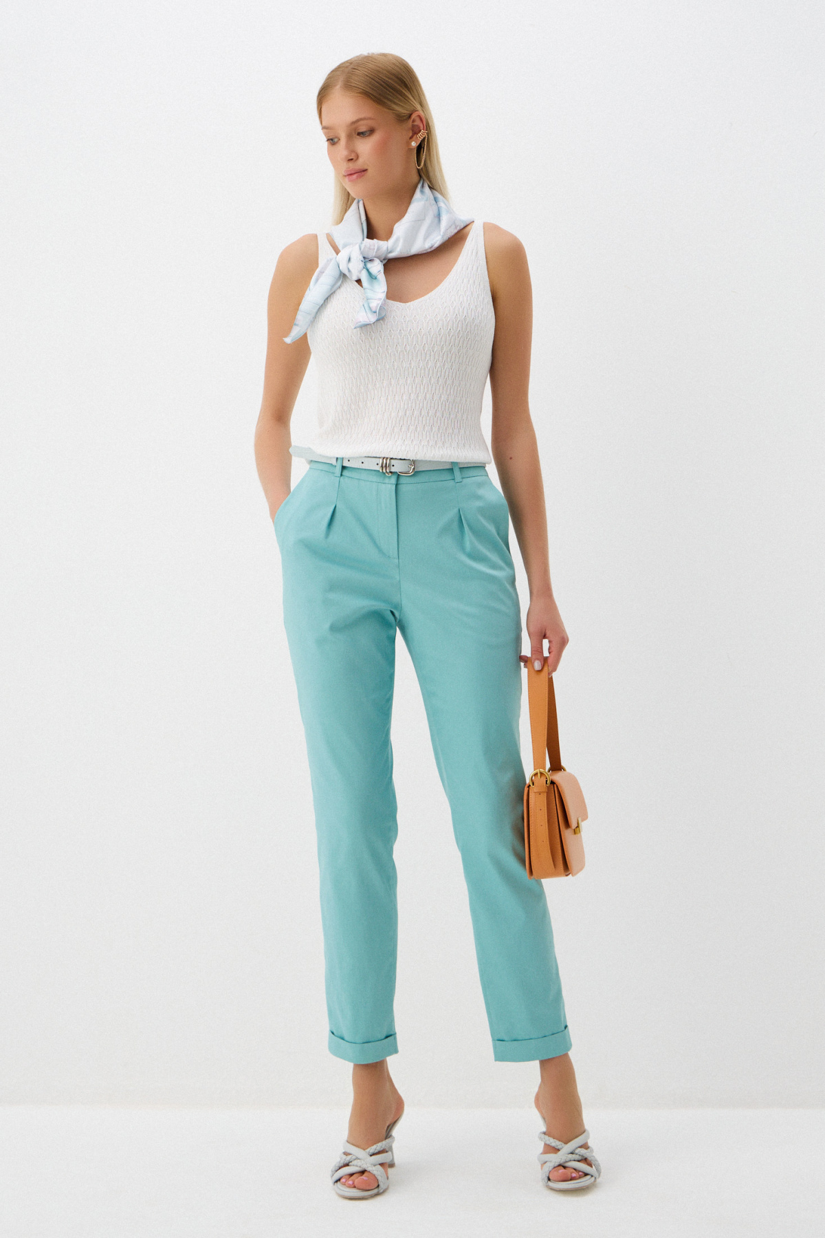 

Брюки мятные